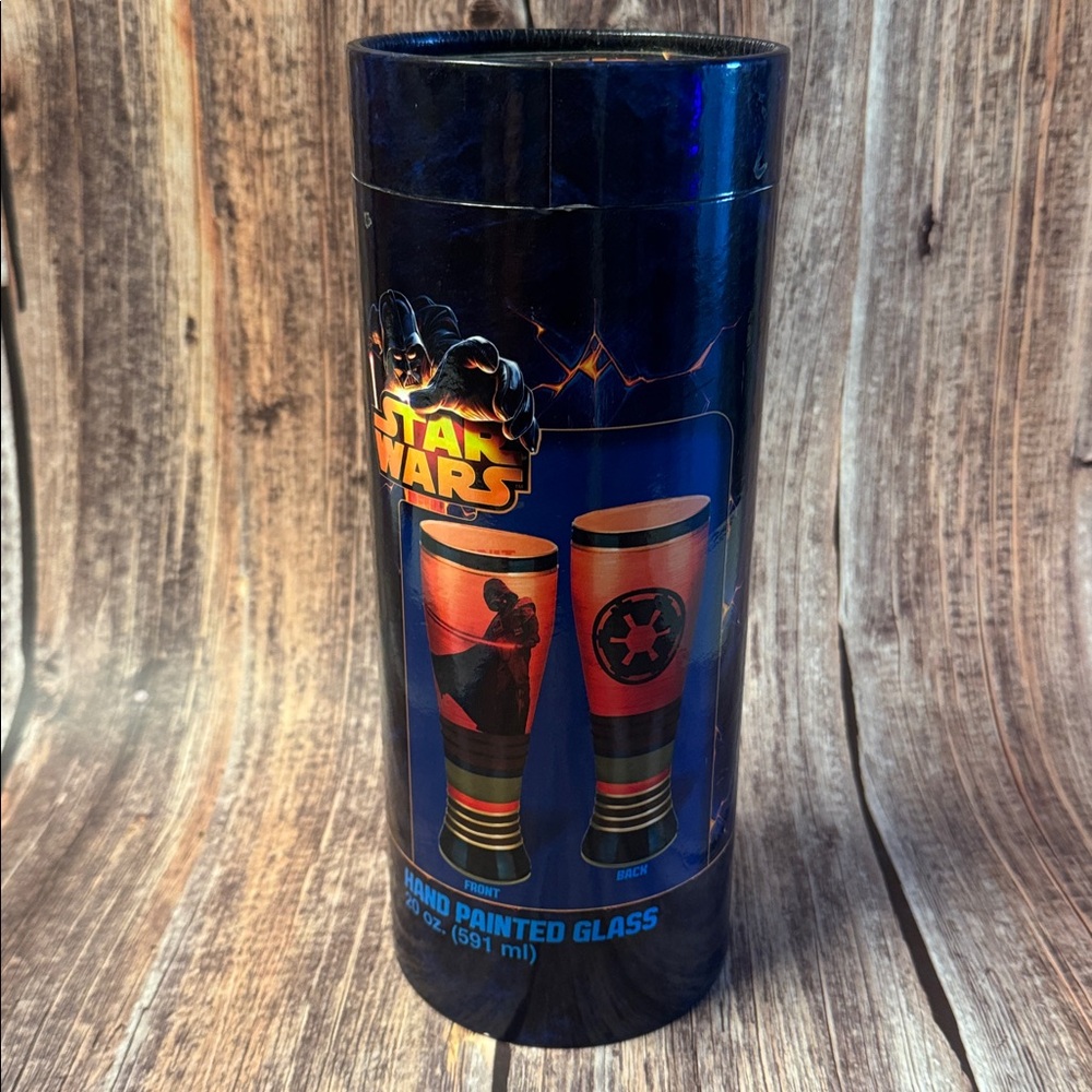 Star Wars Hand Painted Glass 20oz Item #PHK3312